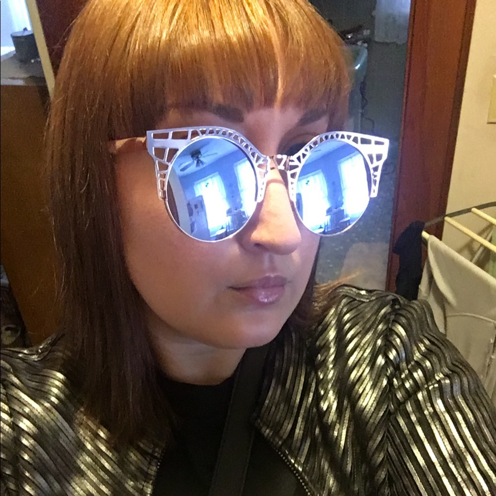 Meet your Posher, Alycia